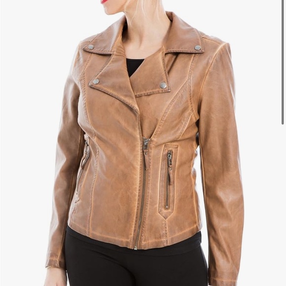 Max Studio Women's Moto Jacket size M never worn - Picture 2 of 3